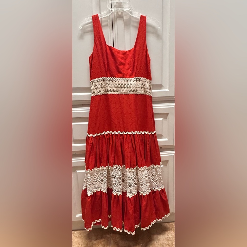 Chic Red Lace Maxi Dress